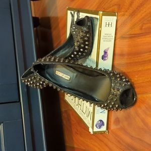 WILD PAIR Black, all over Spike, peep toe heel sz7